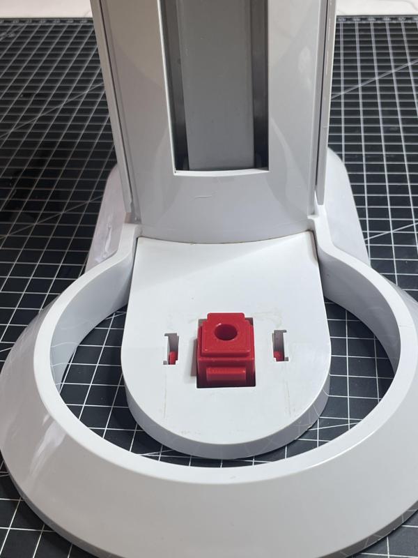 Soda Stream kompatibler Schwenkmechanismus