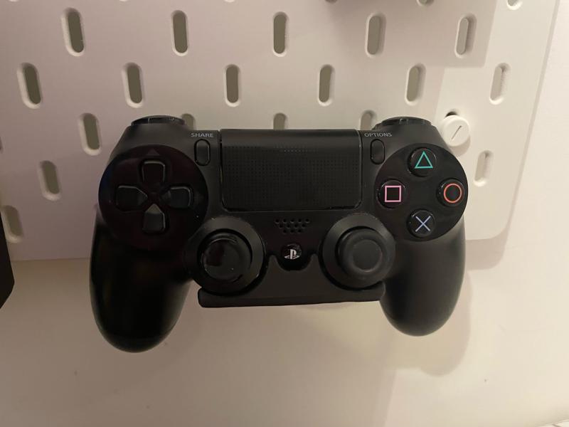 Skadis PS4 Controller Mount Ultimount connector
