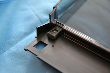 Bang&Olufsen Beogram 2202 - 2402 Deckelhalter und Verstärkung untere Abdeckung - lid holder and stabilisation part for bottom cover