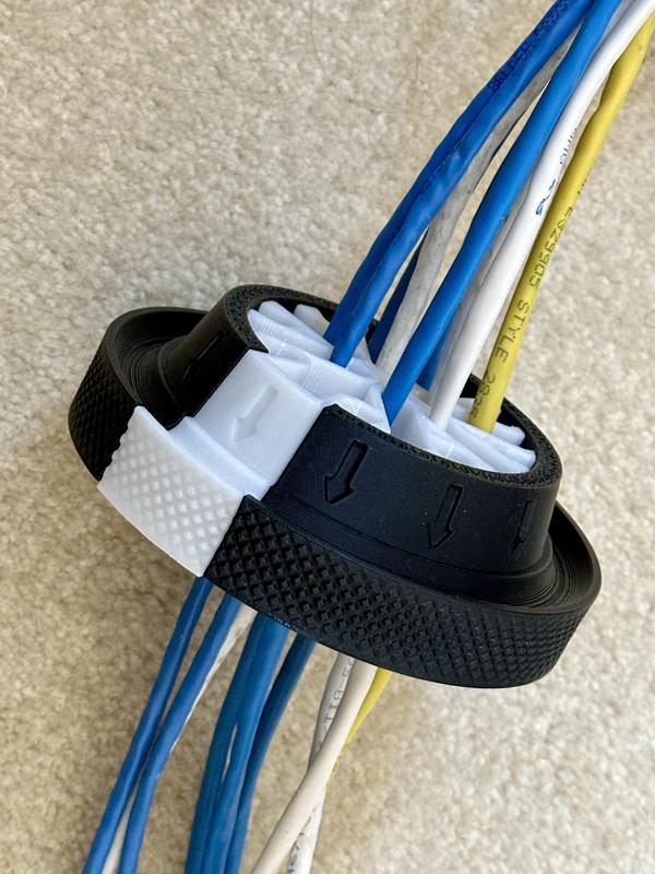 CableKomb - network cable organizer