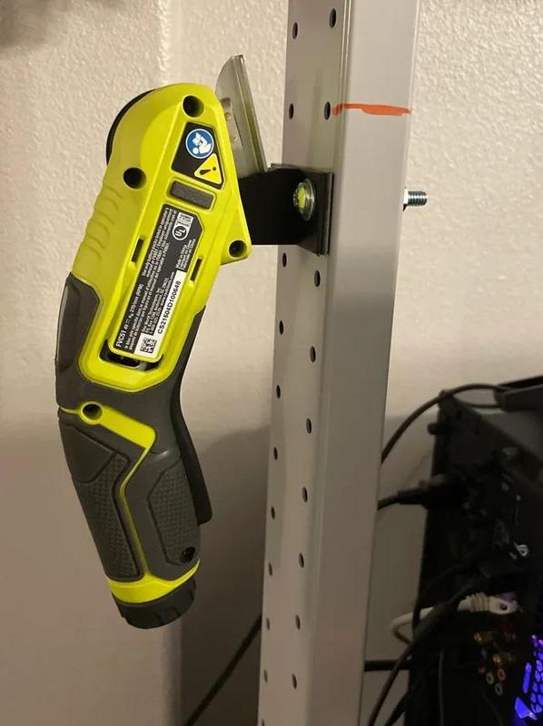 RyobiUSBPowerCutterHook