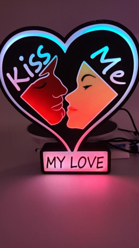 KISS ME HEART LIGHT BOX