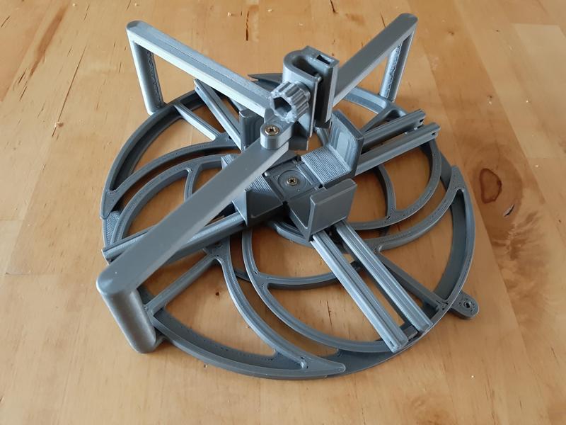 Stip/Dot center tool