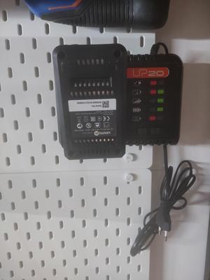 SKADIS Support chargeur UP20