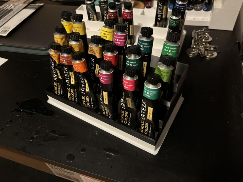 Paint holders