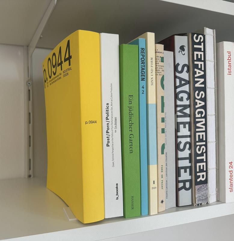 The Invisible Book Stand (Bookstand or Bookend)