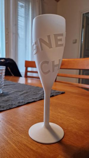 Champagne glass for 2023