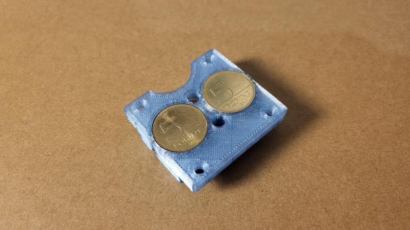 PET bottle cutter with HUF coins for Recreator3D