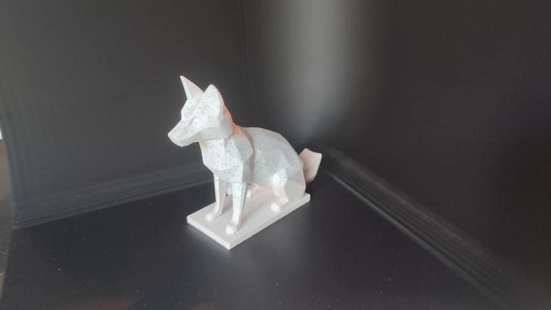 Lowpoly FOX Statue