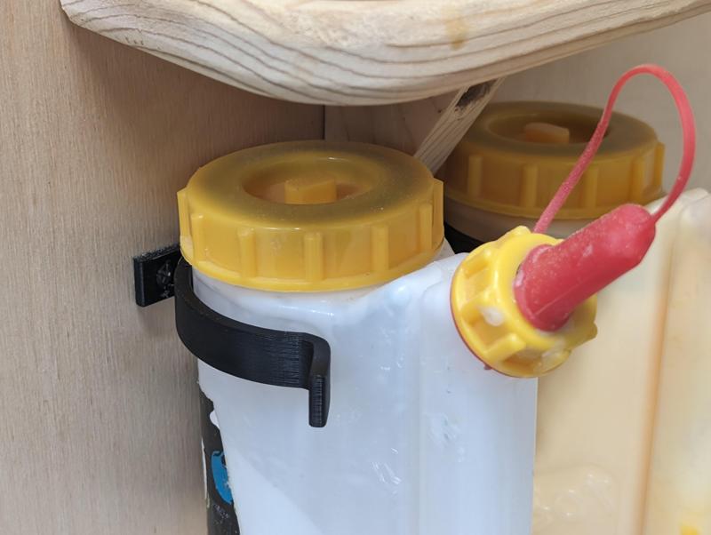 GluBot (Glue-Bot) clip style wall holder (fast connect/release)