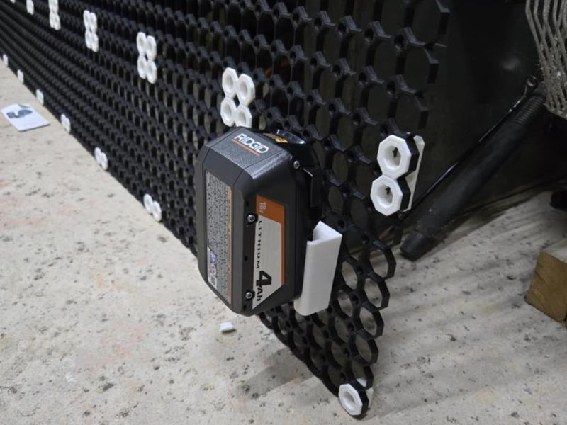 Multiboard mount for Ridgid battery