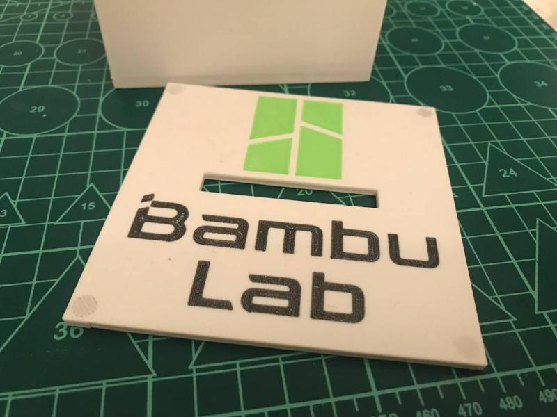 Caja hucha ahorros Bambulab