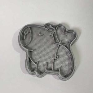 Capibara heart balloon - cookie cutter