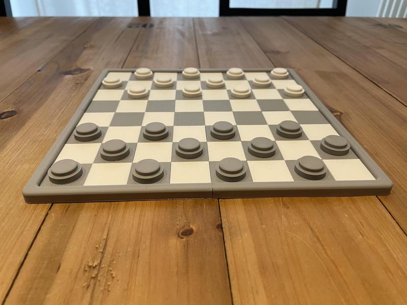 Checkers / Chessboard game (portable edition)