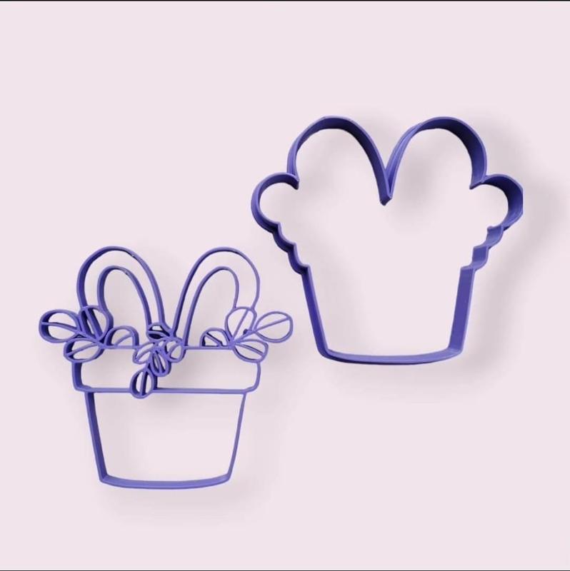 cutter and stamp Easter bunny flower pot