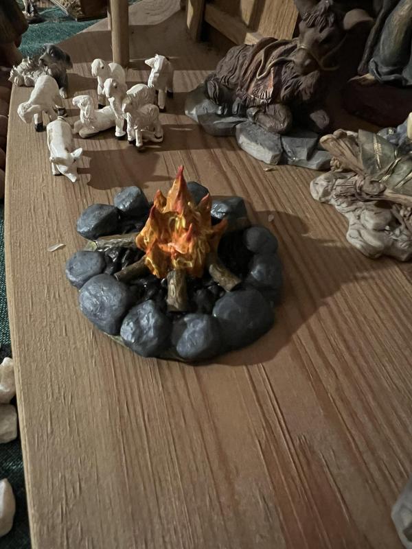 Lagerfeuer für Krippe