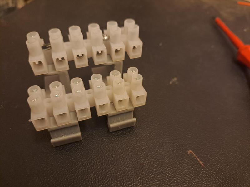 Stacked Terminal block DIN rails