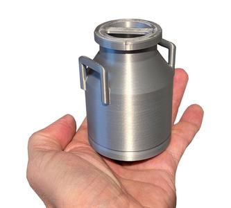 Milk can pen holder