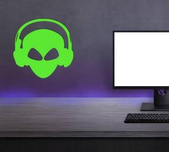 Alien Head Wall Decor Gaming Room