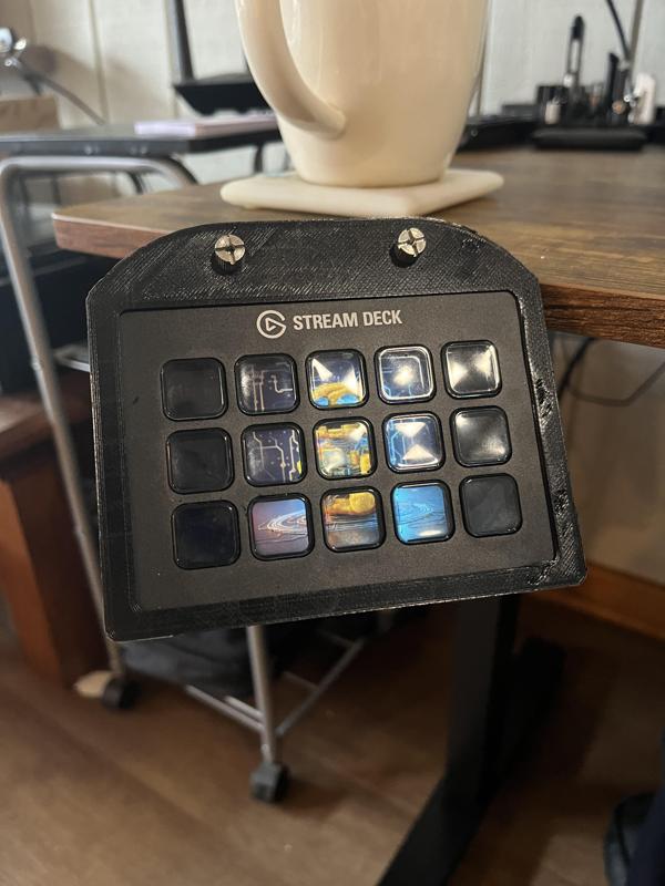 Stream Deck Desk Clamp with Pivot