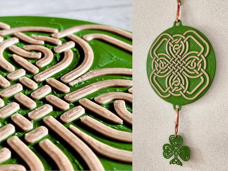 Celtic Knot & Shamrock Irish decoration