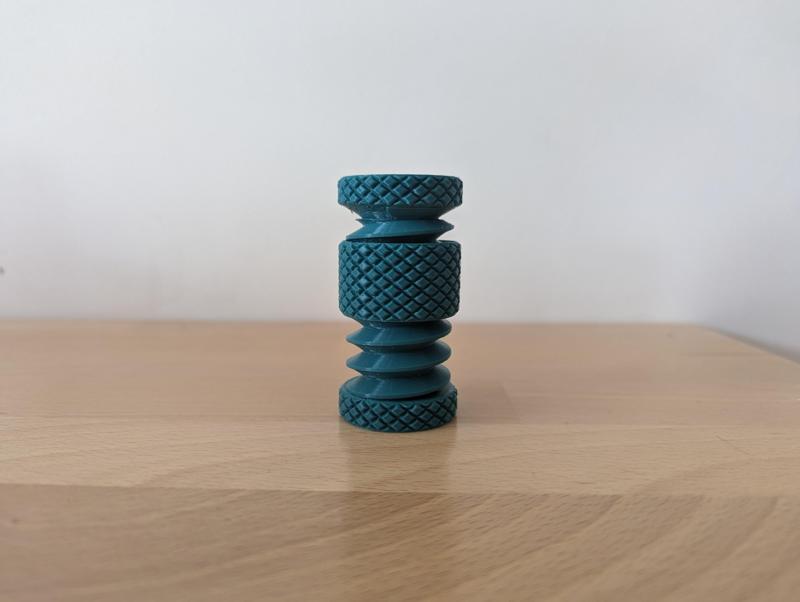 Threaded Fidget