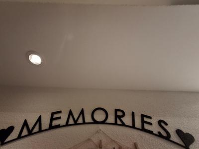 Memories lettering