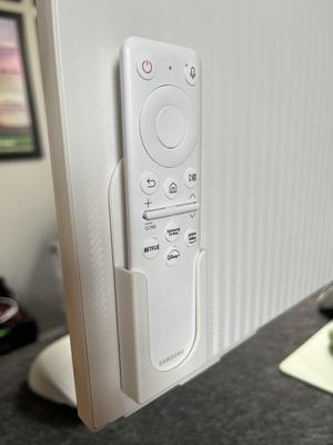 Samsung M8 Monitor - Remote Control Holder