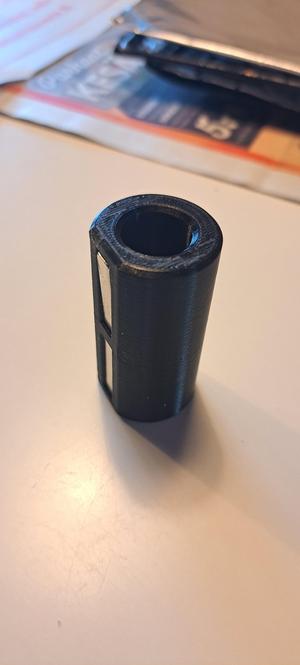 Magnetic pen holder