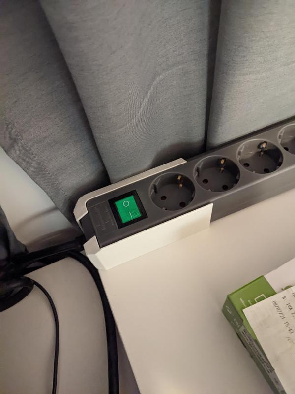 Halterung für Brennerstuhlsteckdosenleisten