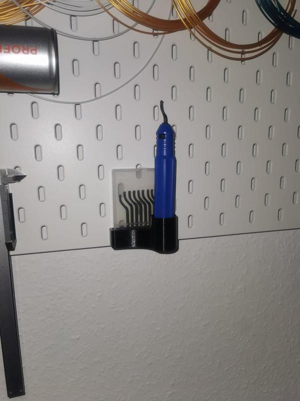 Skadis holder for deburring tool