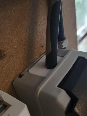 Side cover plate for electrical box