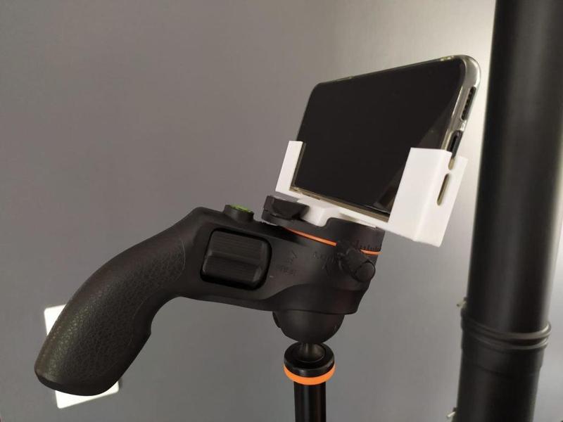 Support Iphone X pour tripod vanguard