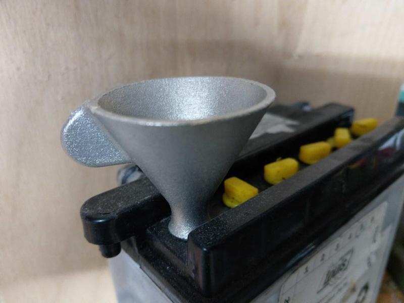 small hopper for motorbike battery