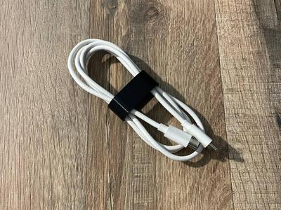 Simple Cable Holder