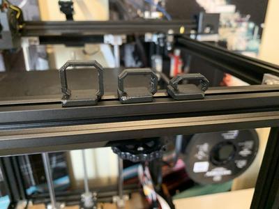 Twist in Cable Clamp 2020 perpendicular wire holder
