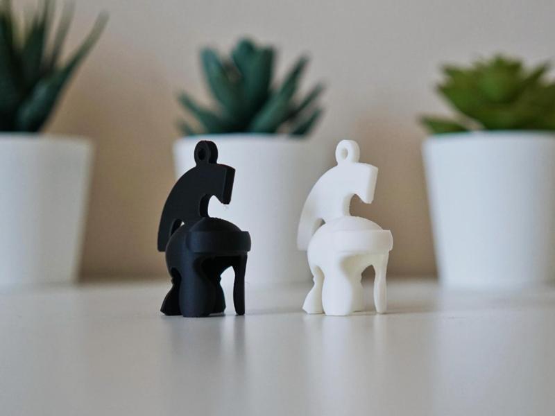 Roman helmet keychain