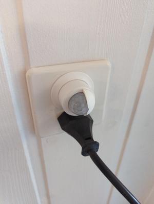 Mini motion sensor PIR Tuya (Aliexpress)