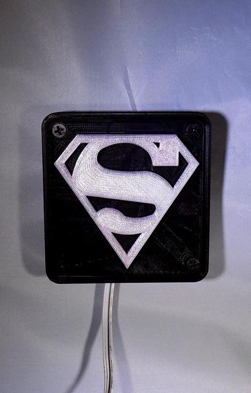 LUZ LED SUPERMAN / LUZ NOCTURNA