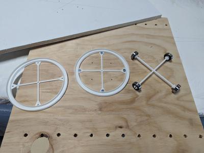 Turntable mount for spinning objects