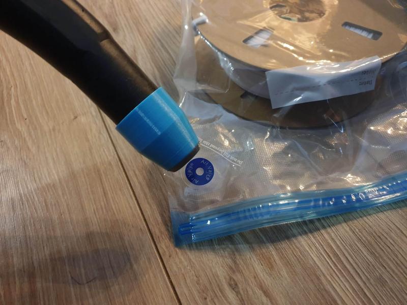 Vacuum attachment for bag