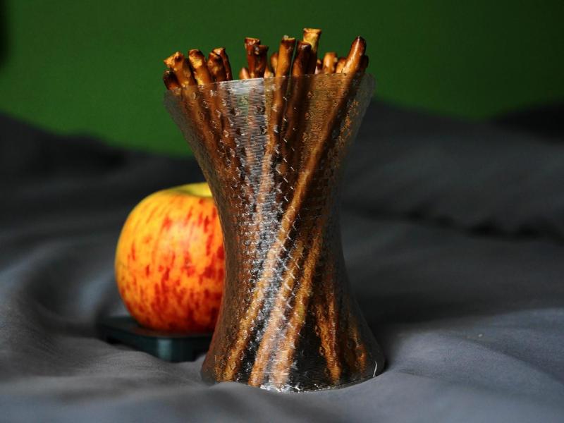 Hyperboloid quiver Vase