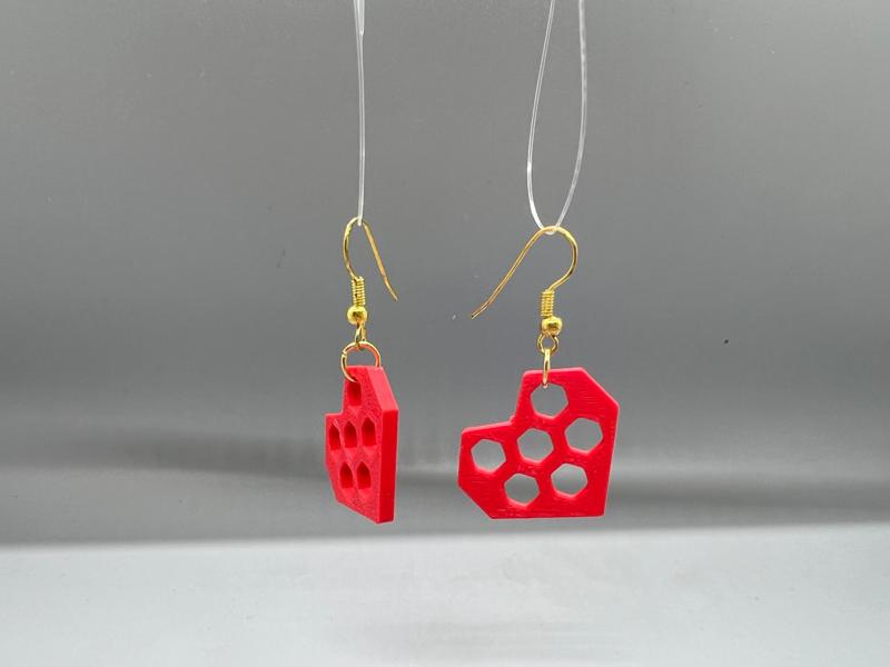 Hex Pattern Heart Earrings
