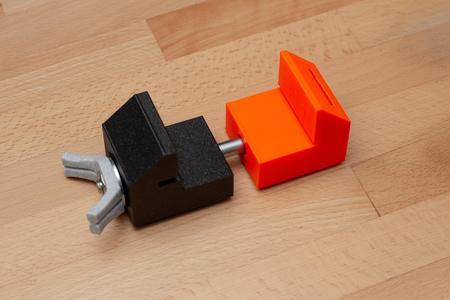 stage platform clamp-connector