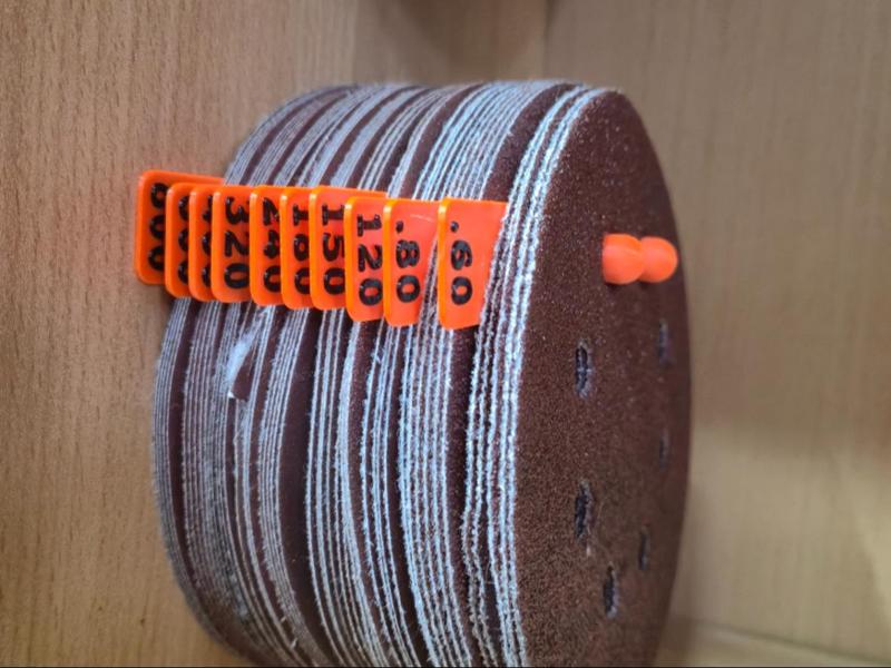 Angle grinder sanding disc holder LABELS separator