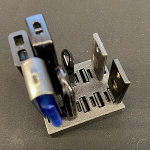 USB-A/C stick holder