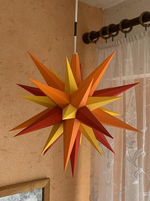 Hernhuter Stern (Christmas Star)