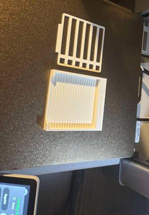 sticky notes holder and pattern