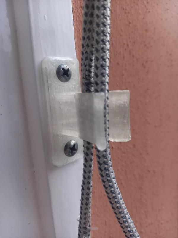 Blind Cord Holder / Jalousieschnurhalter