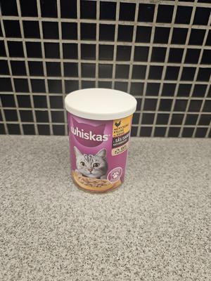 Whiskas cat food can lid